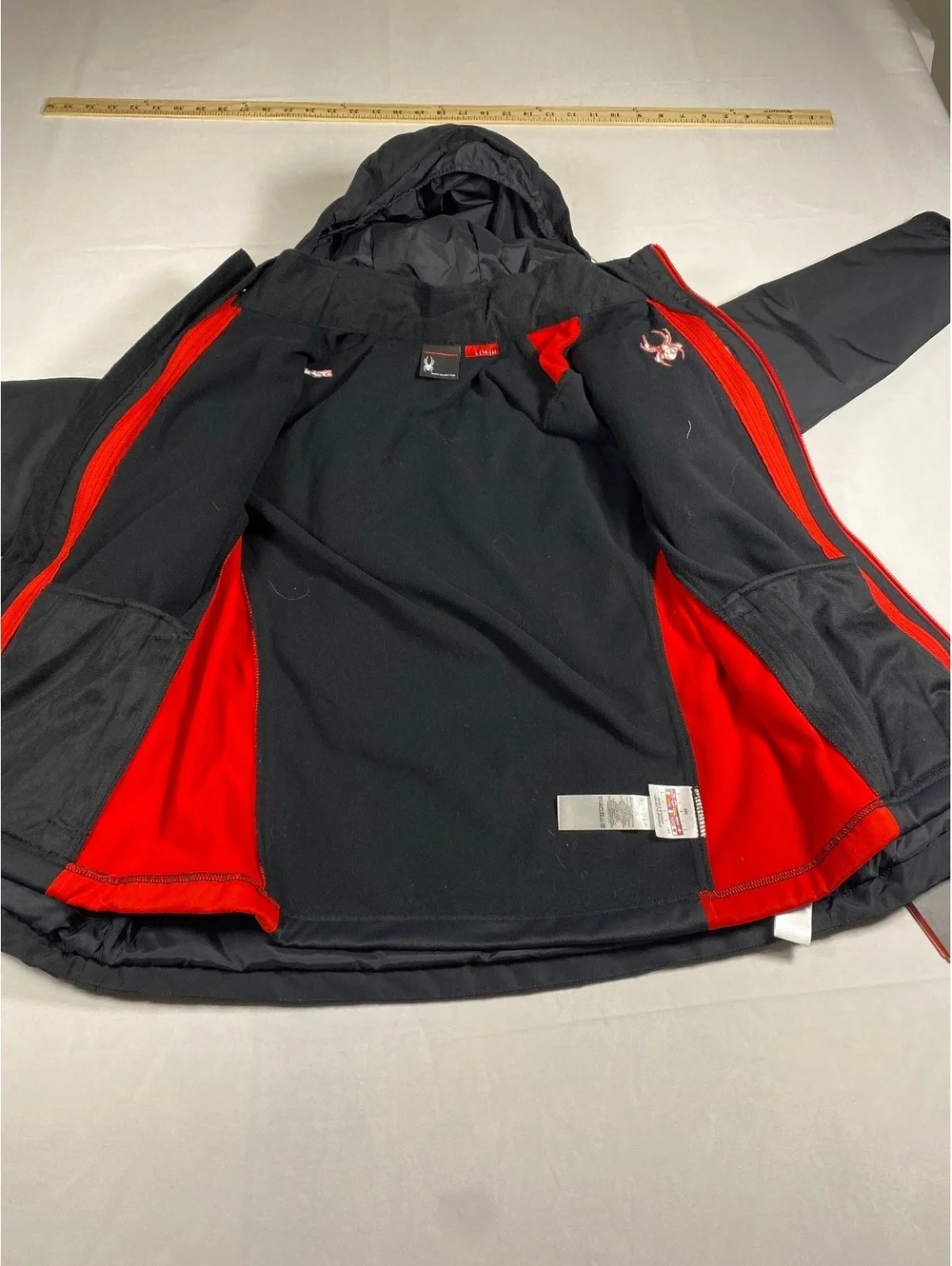 Spyder Boy’s Reckon 321 Jacket Size L (14-16)